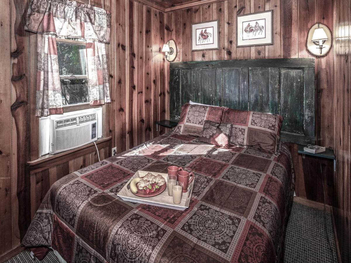 Perfect Cabin, 2 Bedrooms, Fireplace, Midtown, Sleeps 5 Ruidoso Esterno foto